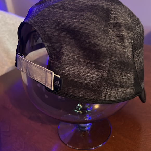 Adidas Men's Black Cap - Picture 2 of 6